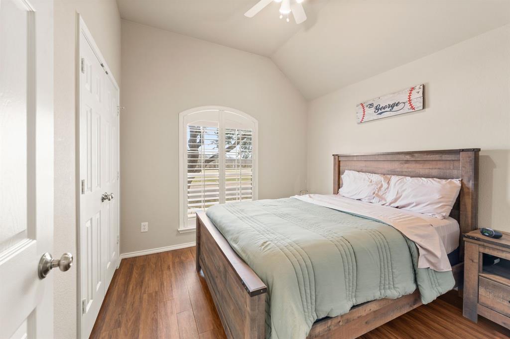 Oakwood Estates Lewisville - Residential