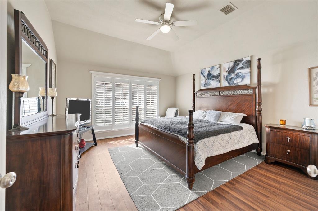 Oakwood Estates Lewisville - Residential