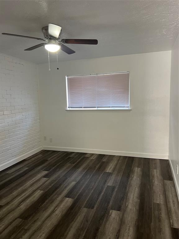 Mountain Creek Twnhs - Residential Lease