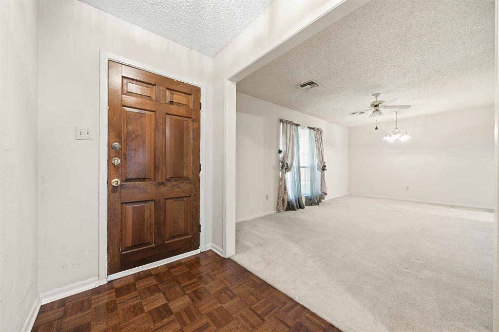 Valley Mills - Residential