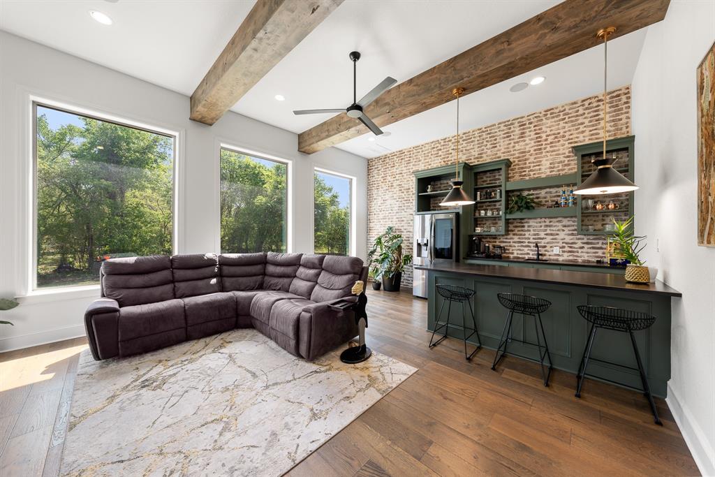 Dees Nalcisso - Residential