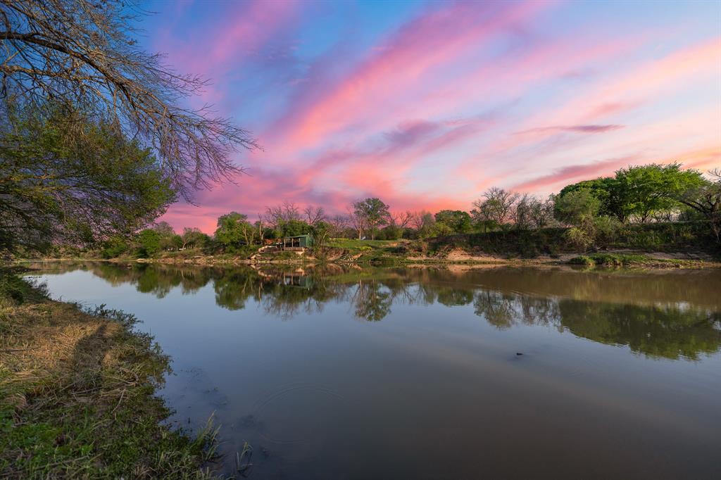Dees Nalcisso - Residential