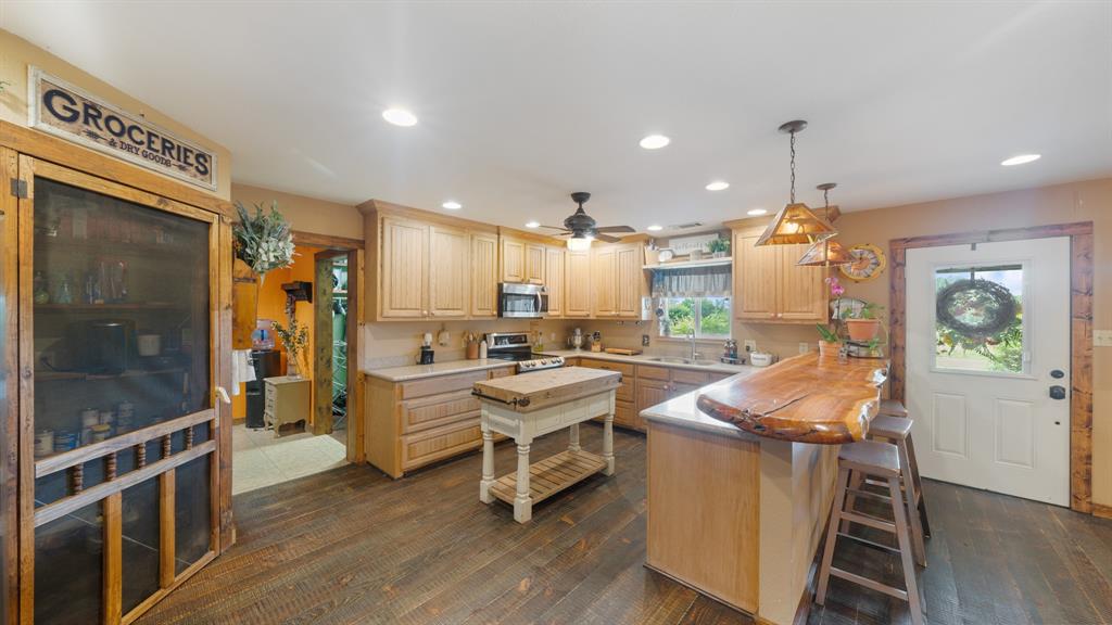 5801 County Road 4128