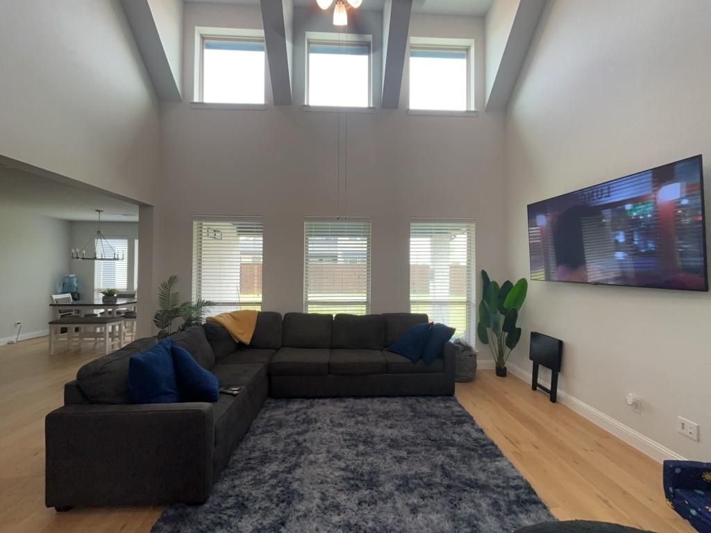 501 Upper Falls Lane
