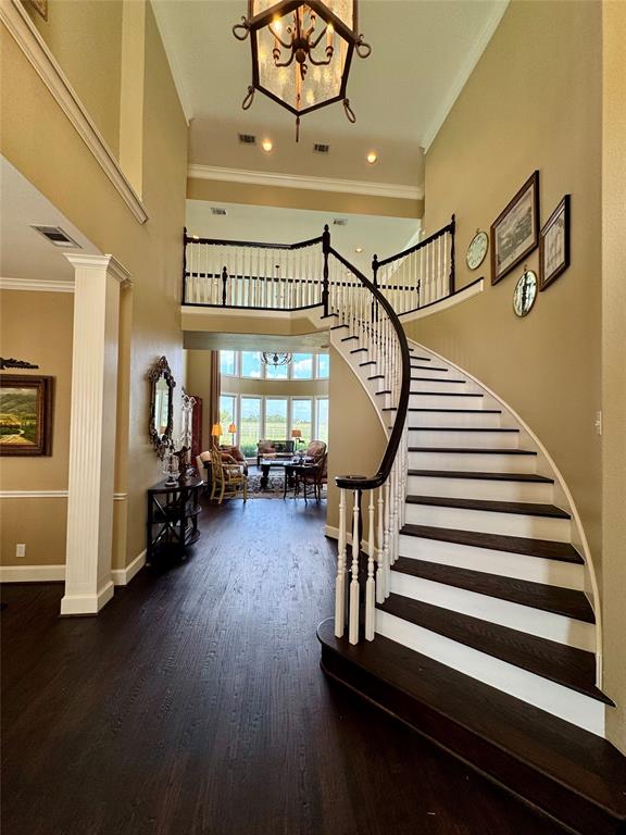 2033 Jordan Lane