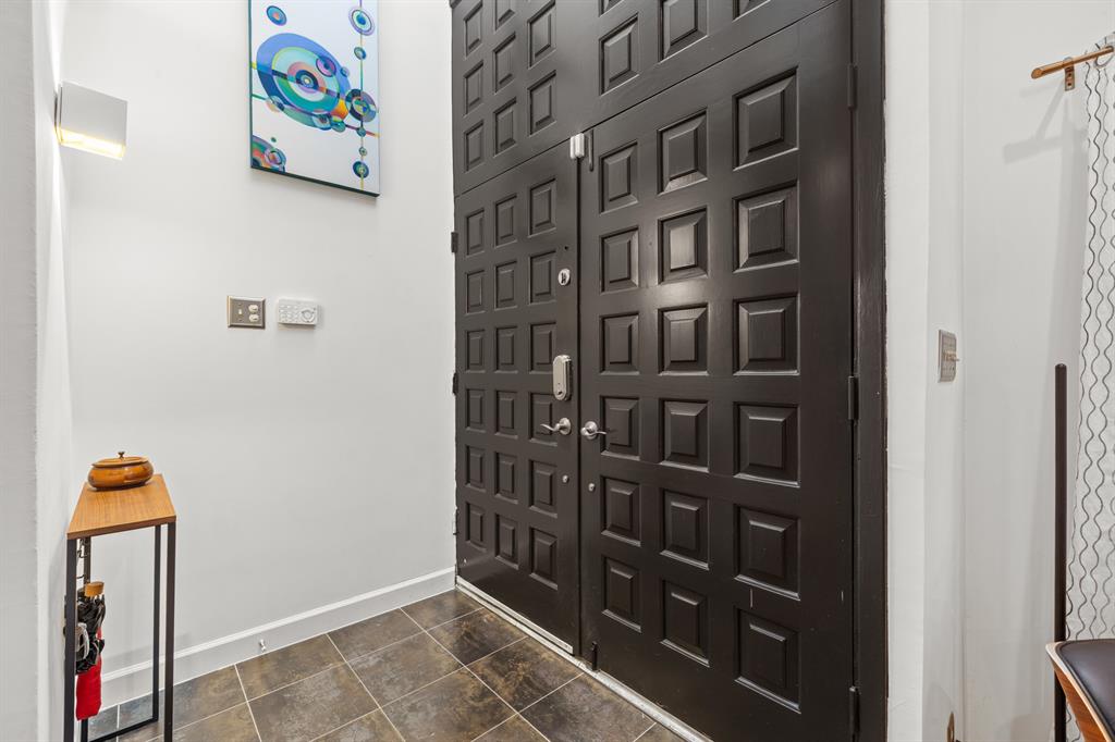 4310 Bowser Avenue 113