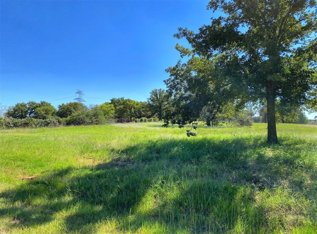 4032 Highland Oaks Lane