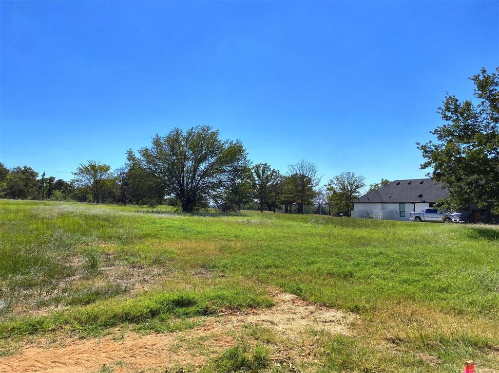 4032 Highland Oaks Lane