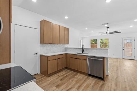 Tiny photo for 10232 Blackjack Oaks Drive, Dallas, TX 75227 (MLS # 21397113)