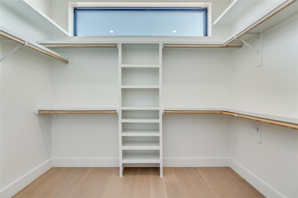 Dallas Land & Loan 03 - Residential