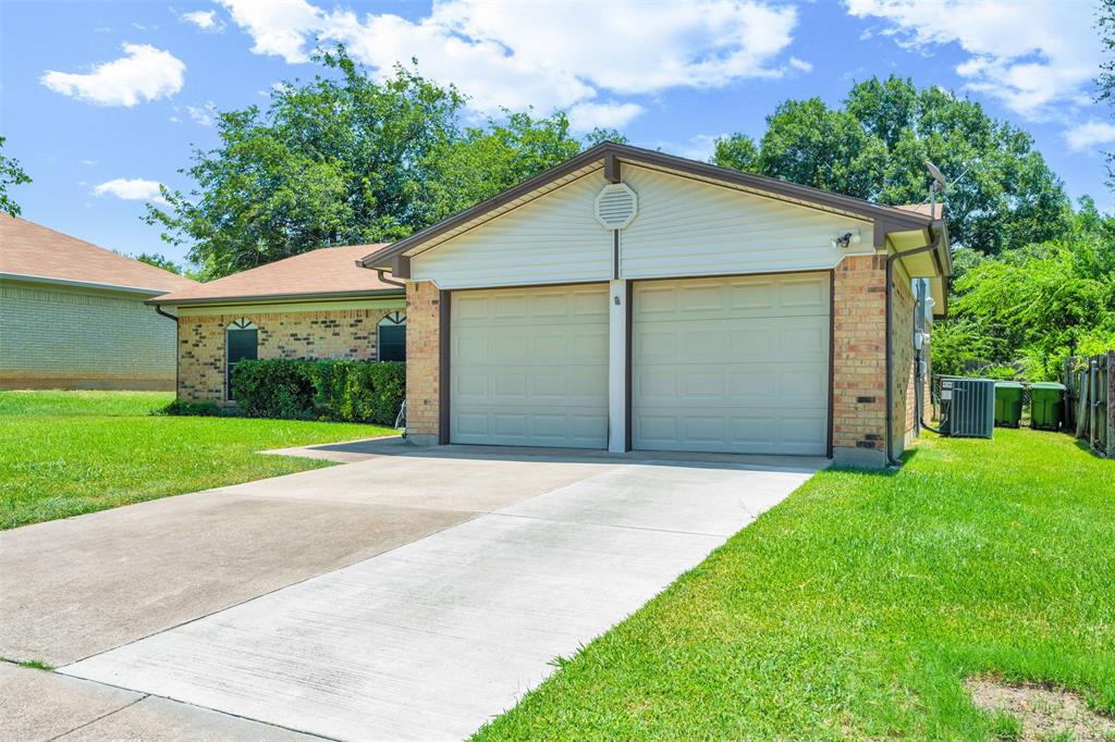 7616 Meadowbrook Drive