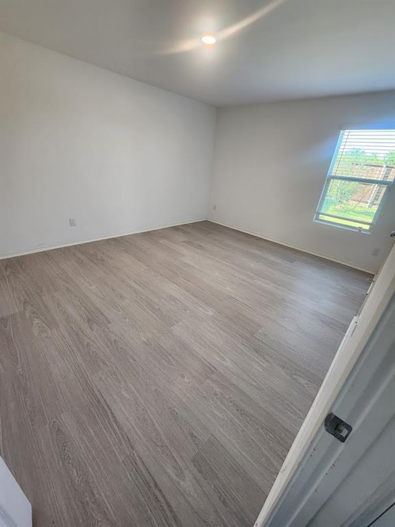 LINDEN HILLS - Residential Lease