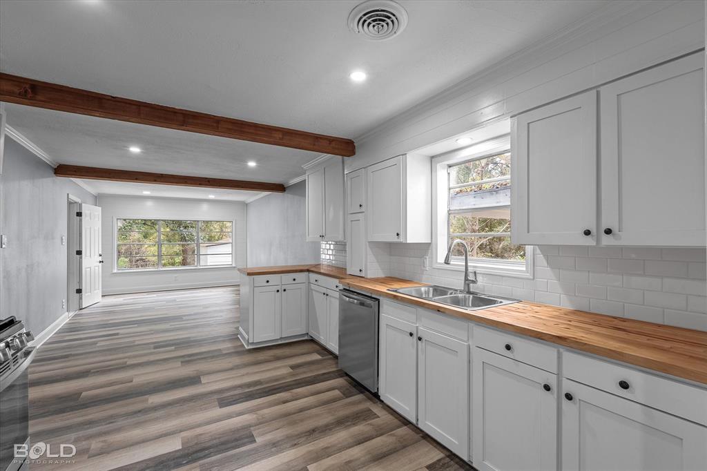 Shreveport, Louisiana 71108, United States, 3 Bedrooms Bedrooms, ,3 BathroomsBathrooms,Residential,Active,247695