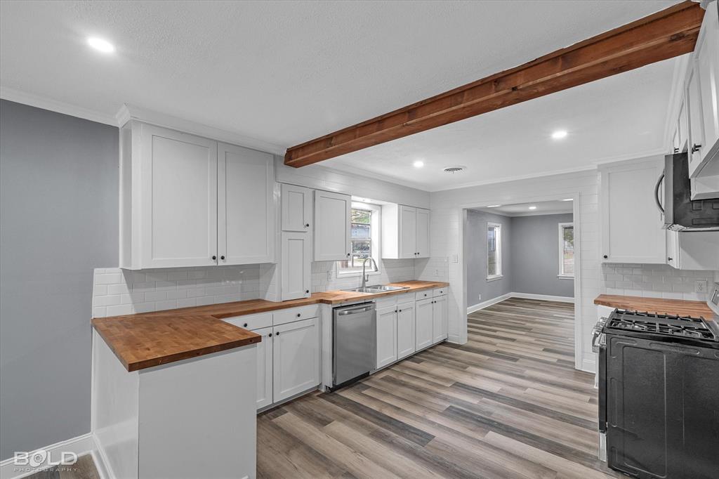 Shreveport, Louisiana 71108, United States, 3 Bedrooms Bedrooms, ,3 BathroomsBathrooms,Residential,Active,247695