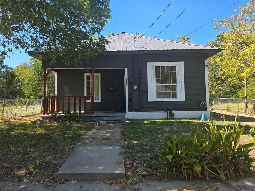 Charming 2-bedroom, 2-bath home with a flexible bonus room ideal as a 3rd bedroom or office. Features durable wood-laminate floors, solid roof, and spacious design. Great starter home or investment property—offers plenty of potential and is being sold as is.