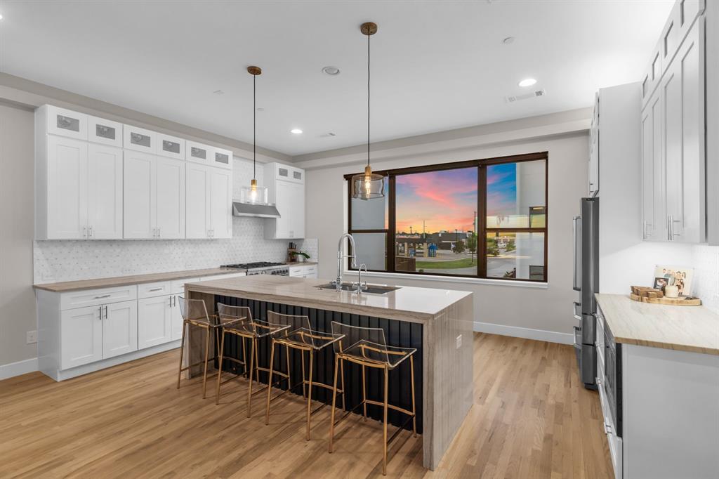 Westport Lakeview Villas - Residential