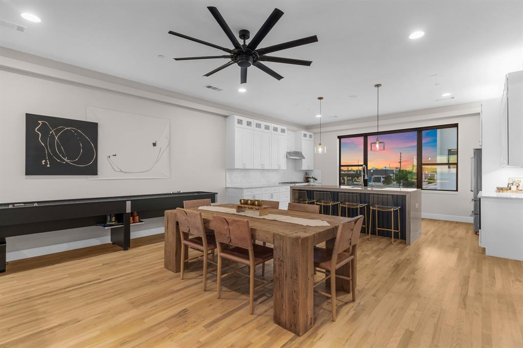 Westport Lakeview Villas - Residential