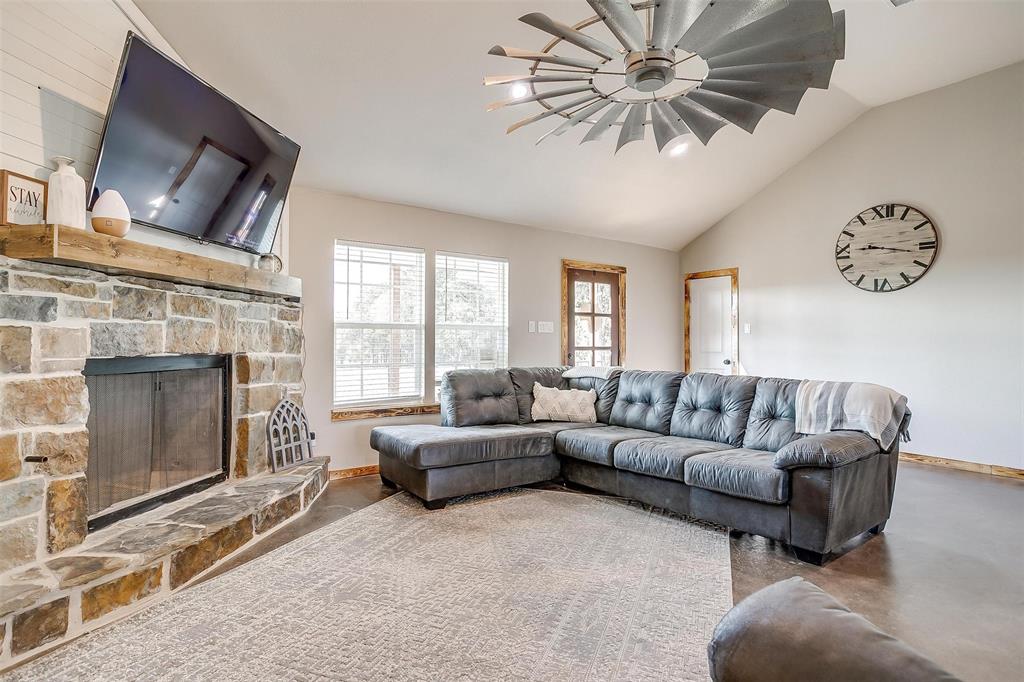 4m Land Crossing - Residential