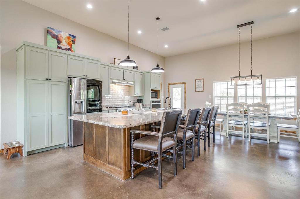 4m Land Crossing - Residential