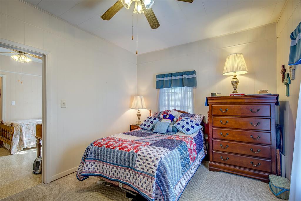 Orig Town Of Wolfe City - Residential