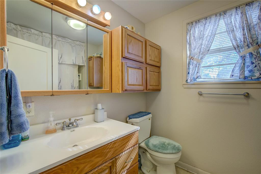 Orig Town Of Wolfe City - Residential