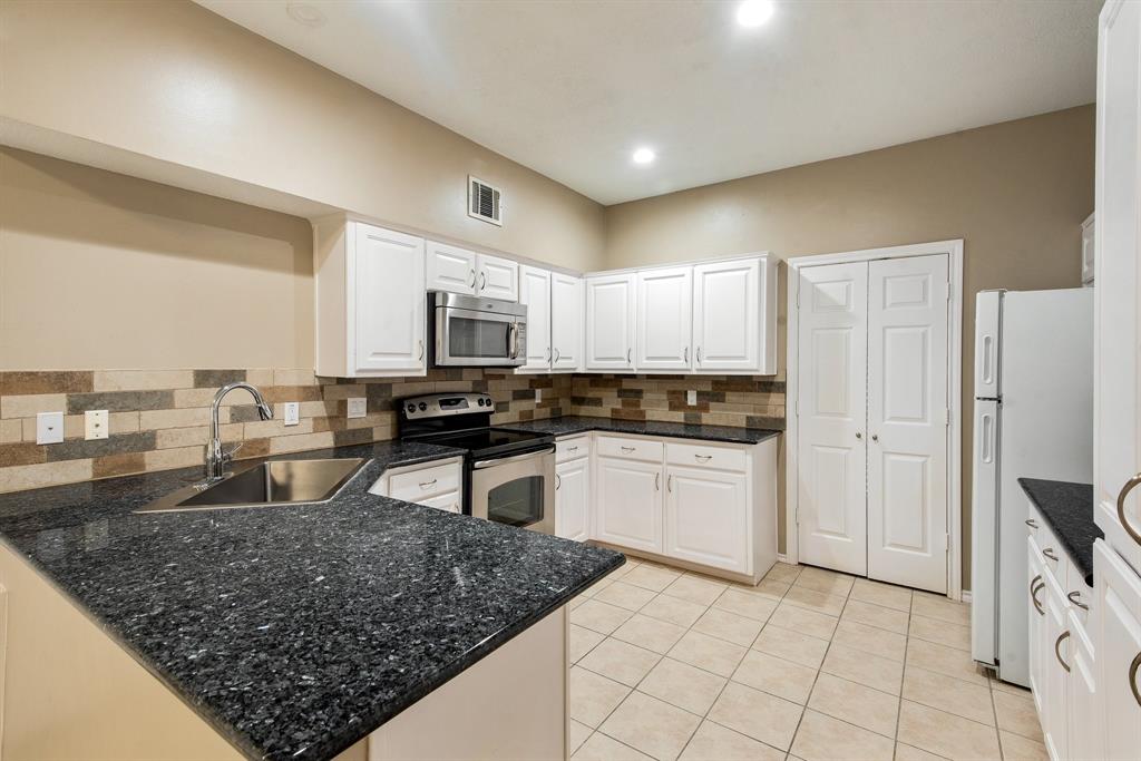 Mallard Cove 3 - Residential Lease