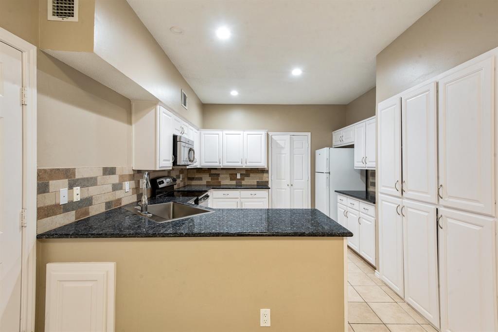 Mallard Cove 3 - Residential Lease