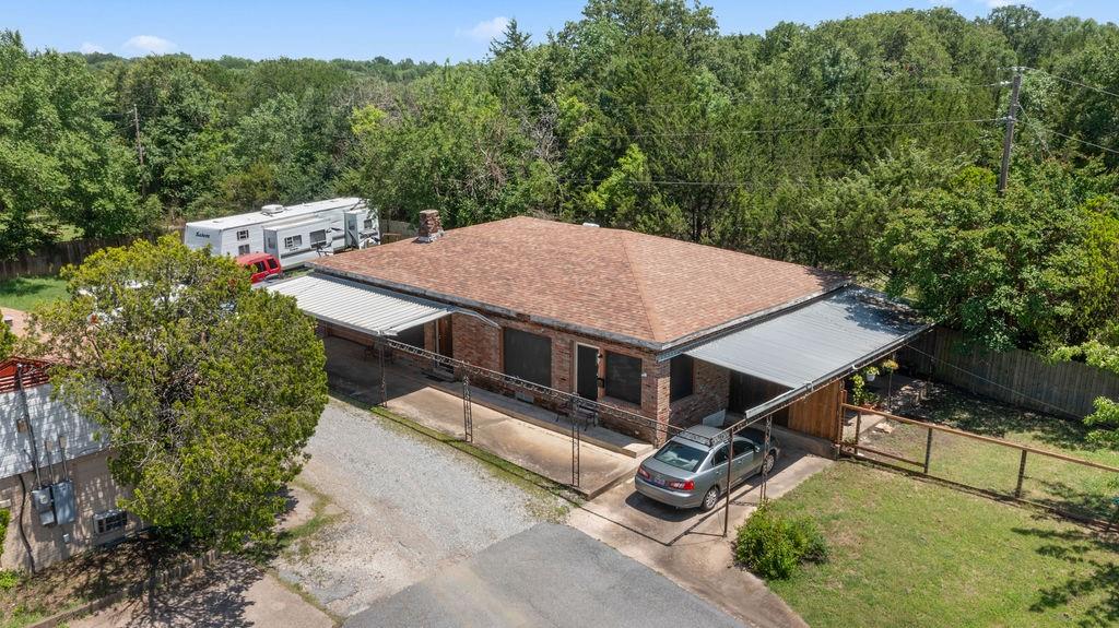 2070 N US Hwy 69