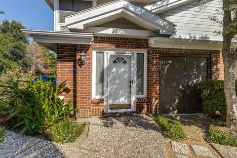 Photo of 9939 Waterfront Trail, Rowlett, TX 75087 (MLS # 21267359)