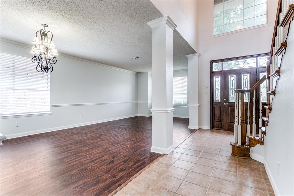 2410 Bowie Lane