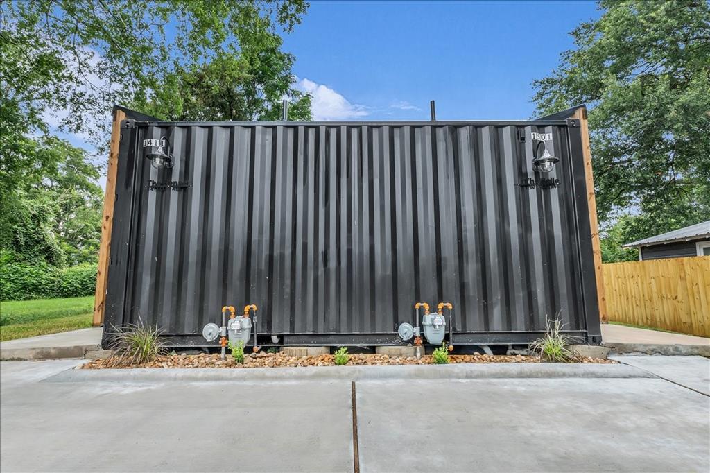 1501 Clay Street
