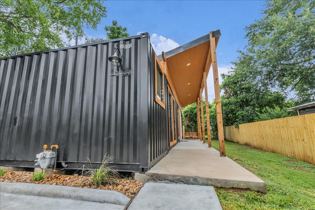 1501 Clay Street