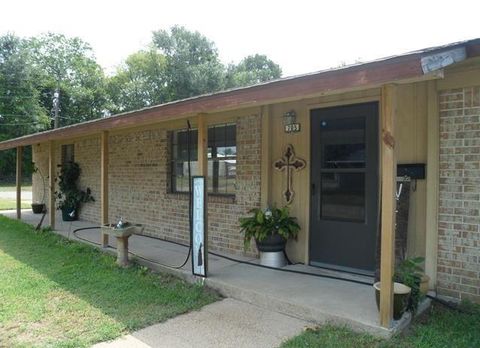 A home in Mineola