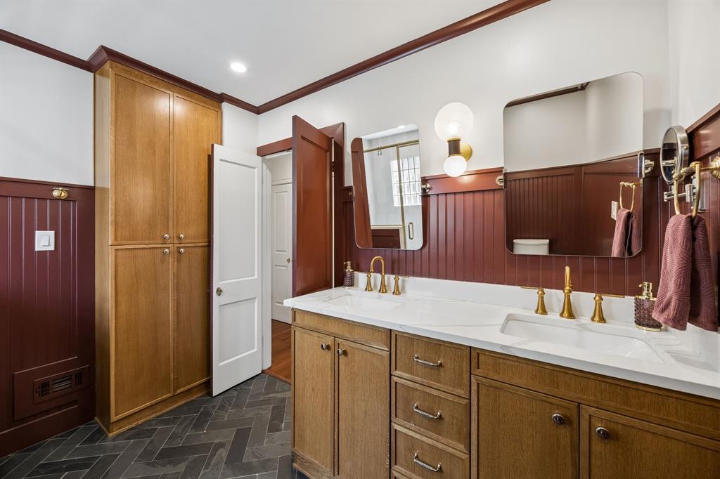 Chamberlain Arlington Heights 1st - Residential