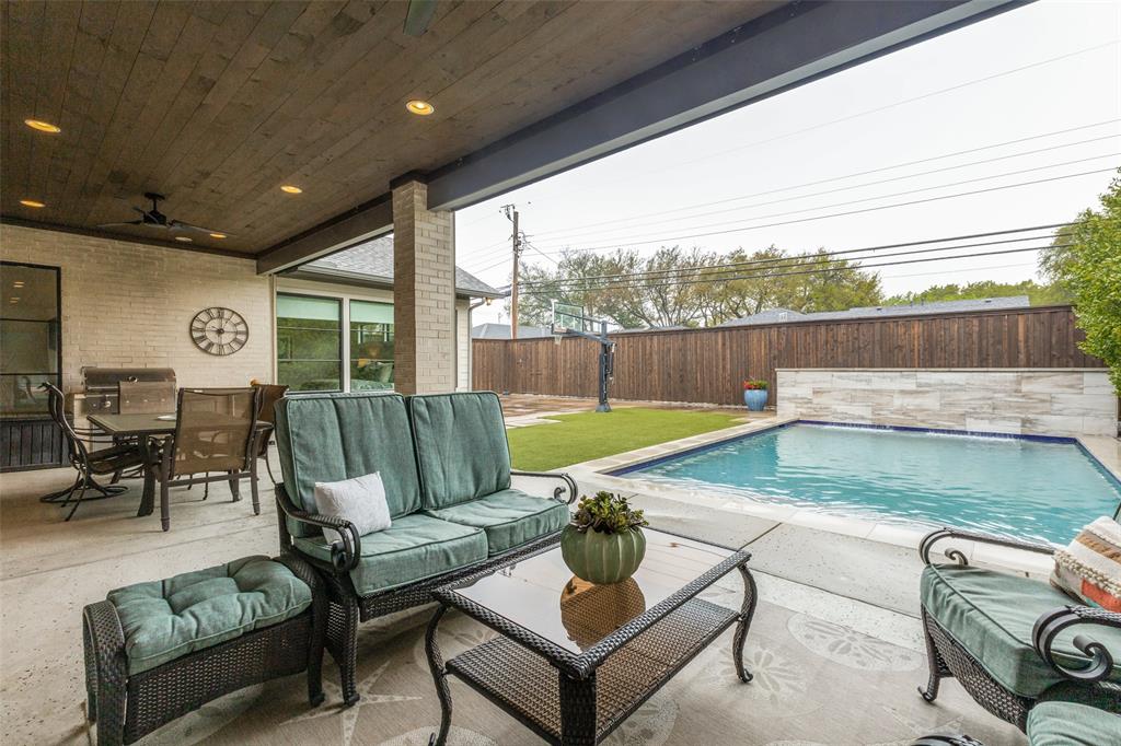 Williamson-Caruth Terrace - Residential