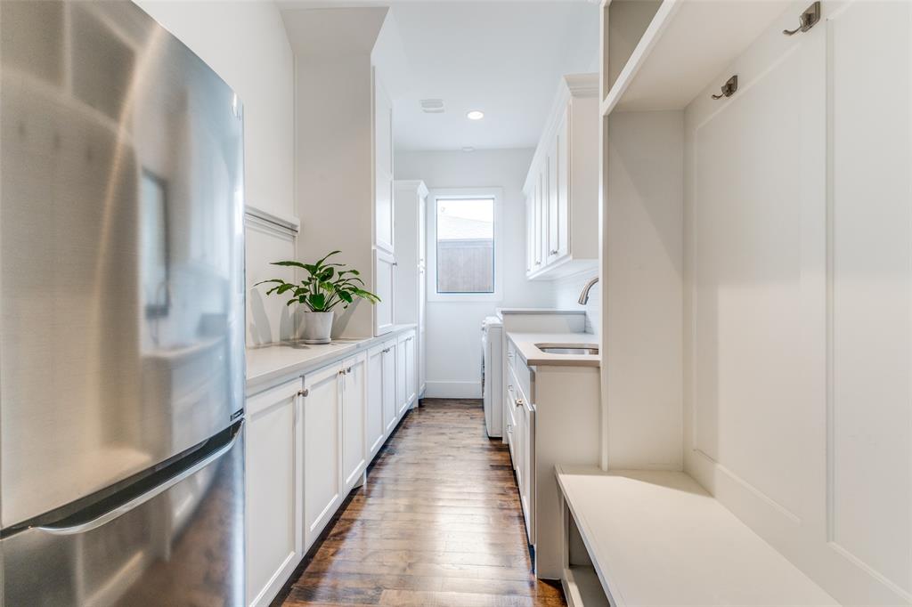 Williamson-Caruth Terrace - Residential