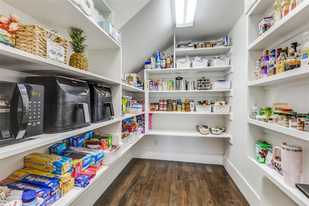 Williamson-Caruth Terrace - Residential