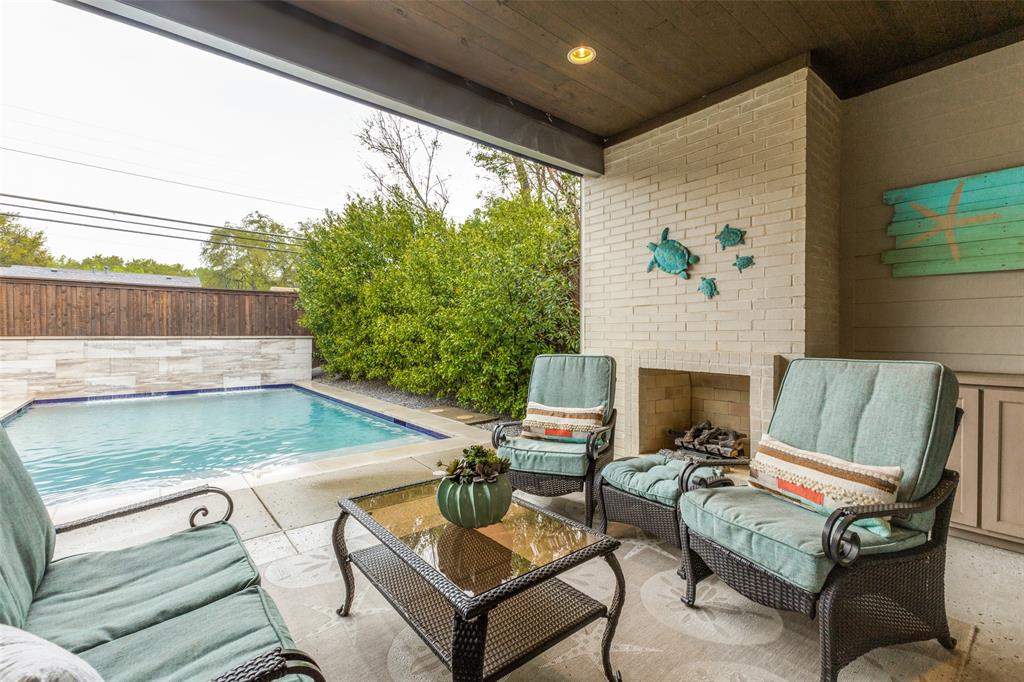 Williamson-Caruth Terrace - Residential