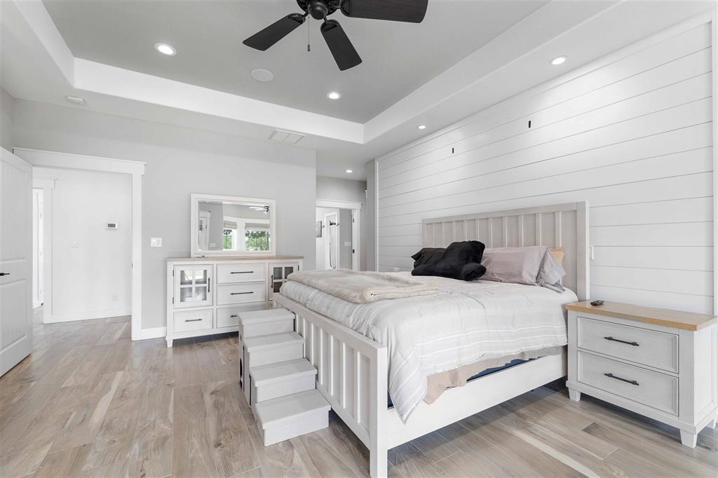 Kings Point Cove - Residential