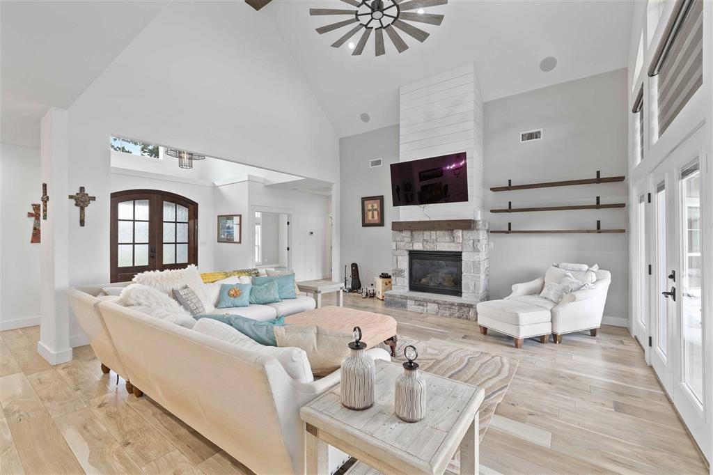 Kings Point Cove - Residential