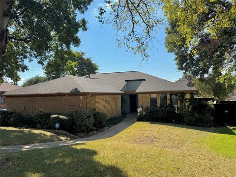 1104 Mayleaf Drive Irving TX 75060