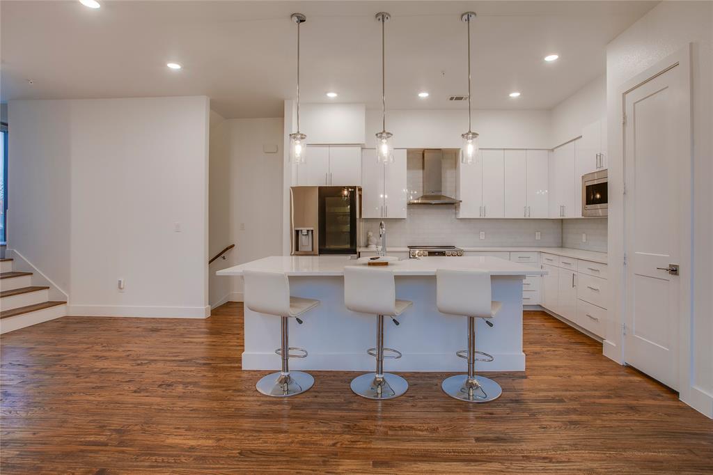 Roseland Patios - Residential Lease