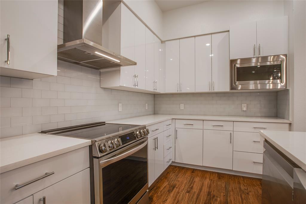 Roseland Patios - Residential Lease