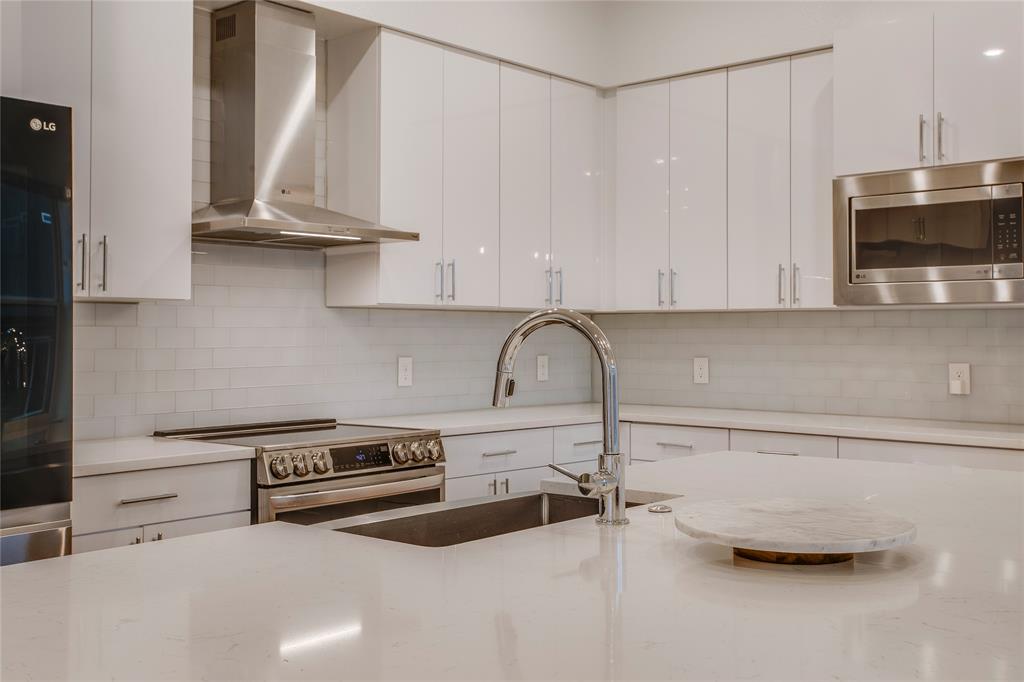 Roseland Patios - Residential Lease