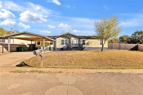 312 6th Street Joshua TX 76058