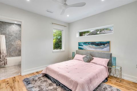 Tiny photo for 7533 Royal Place, Dallas, TX 75230 (MLS # 21177995)