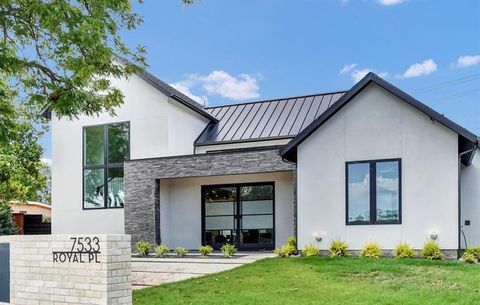 7533 Royal Place Dallas TX 75230