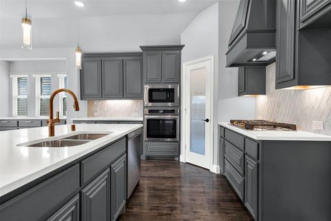 Tiny photo for 3116 Golden Sunset Court, Mesquite, TX 75181 (MLS # 21138469)