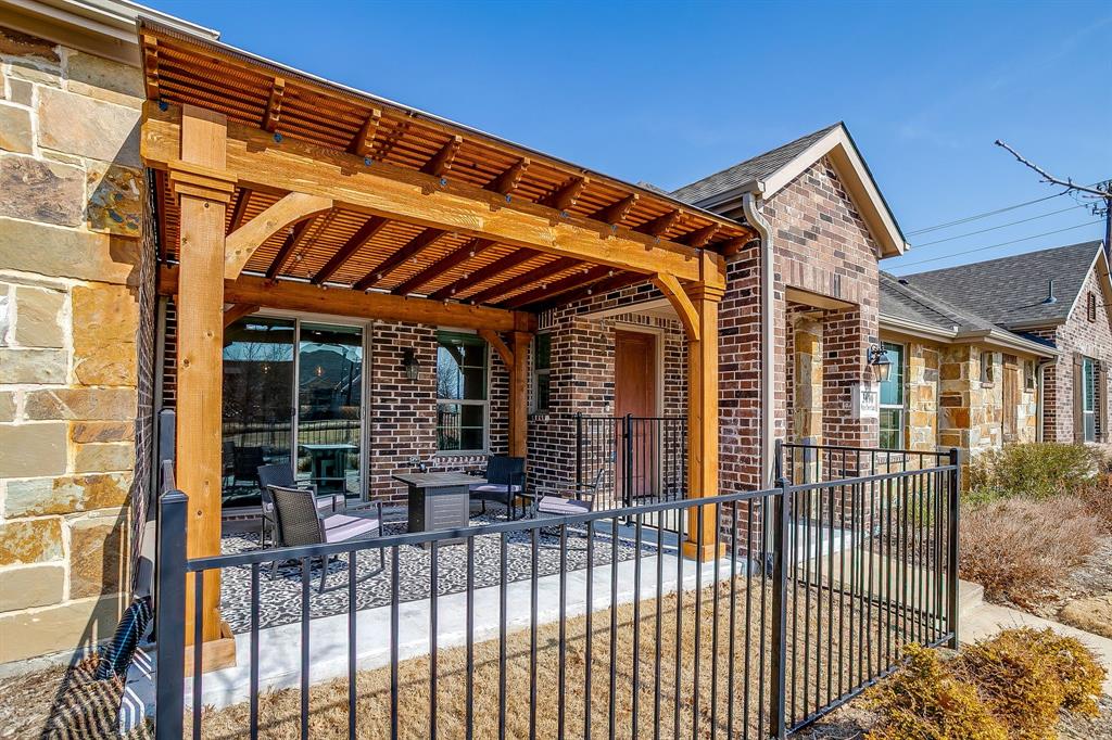 3690 White Clover Lane