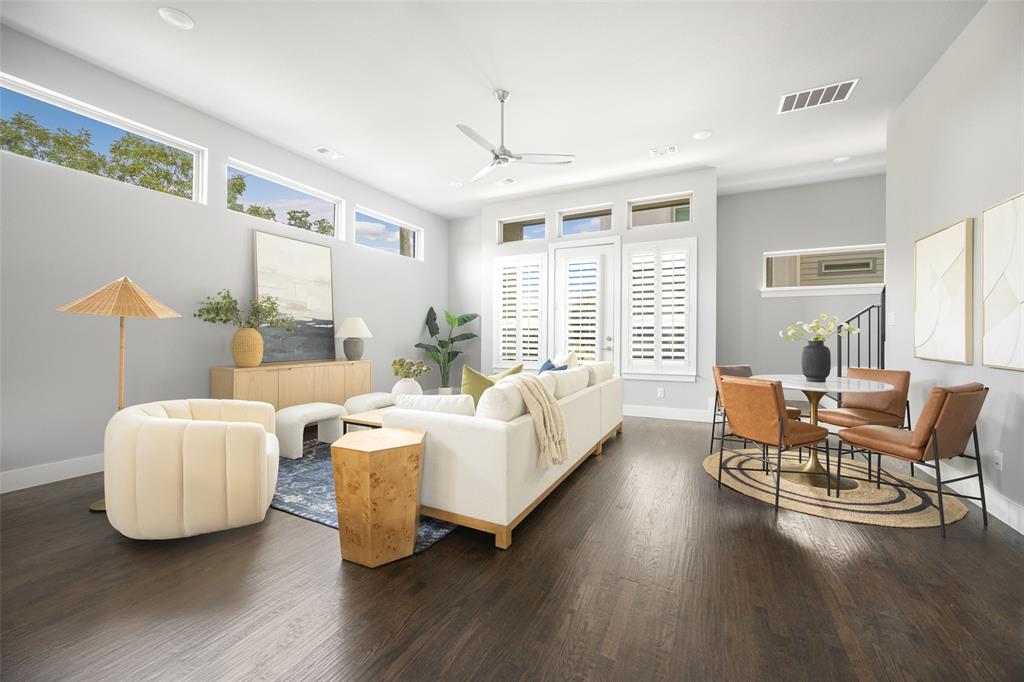 4222 Roseland Bldg 4226 - Residential Lease